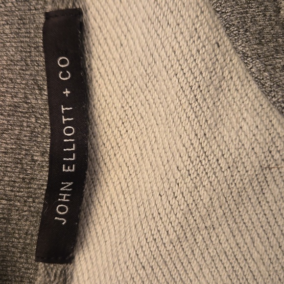 John Elliott + Co Gray Raw Sleeve Top - Picture 7 of 9